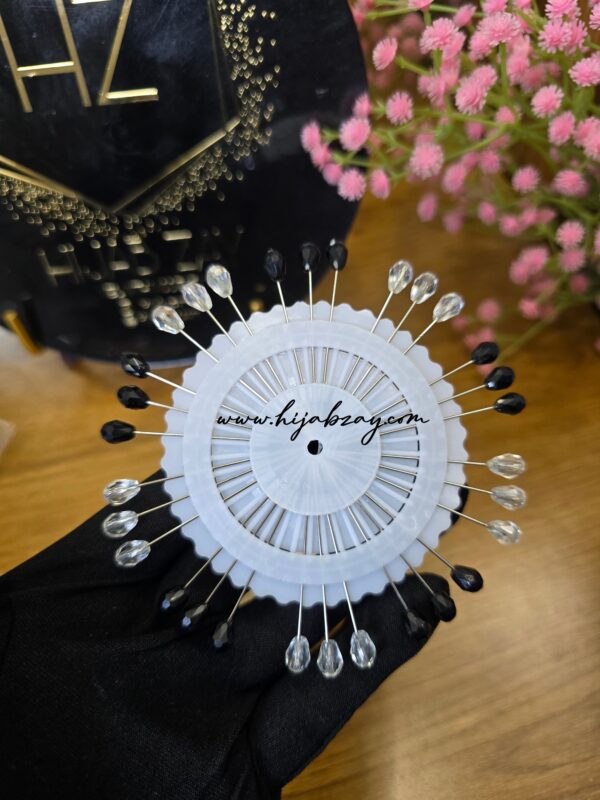 2024/02/1000300756-scaled.jpg Hijab crystal Pins