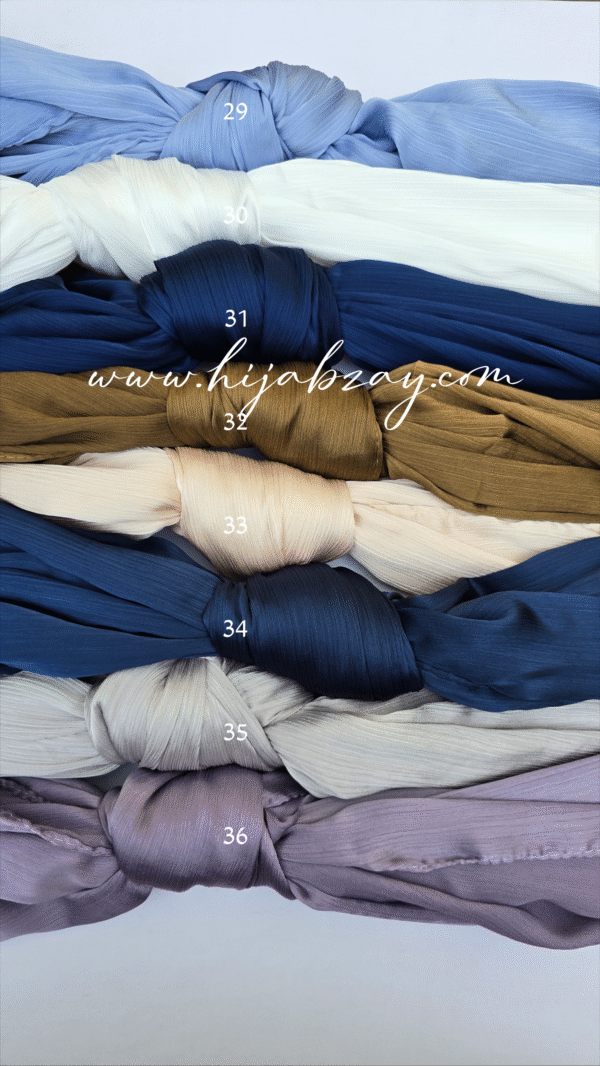 1000648699.png muna satin hijab