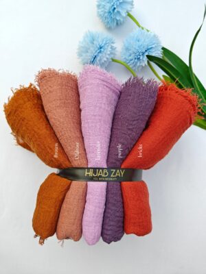 Crinkled cotton hijabs