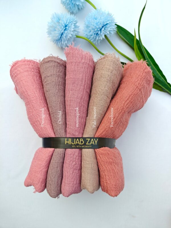 2024/03/1000010288-scaled.jpg crinkled cotton hijab